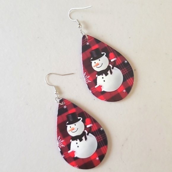 Snowman Dangle Wooden Earrings White Black Red Plaid 2 1/2" Drop New - Picture 8 of 11